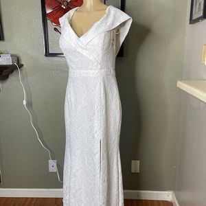 Wedding Dress - Cuffed Off-the-Shoulder Lace Sheath Gown with Slit (Size 14) NEW